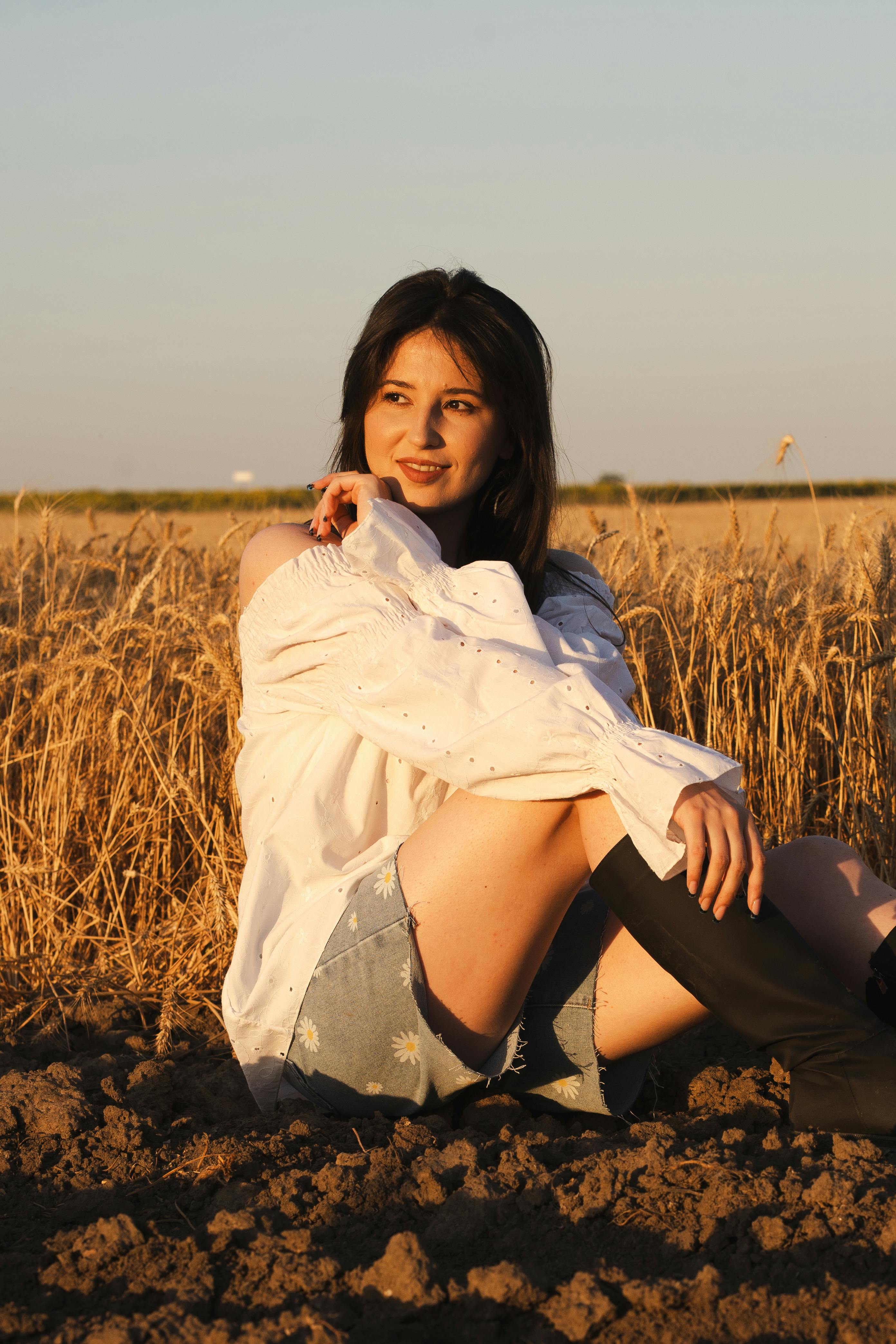 星空传媒影视精选片单视觉图：现代影像与青春气息